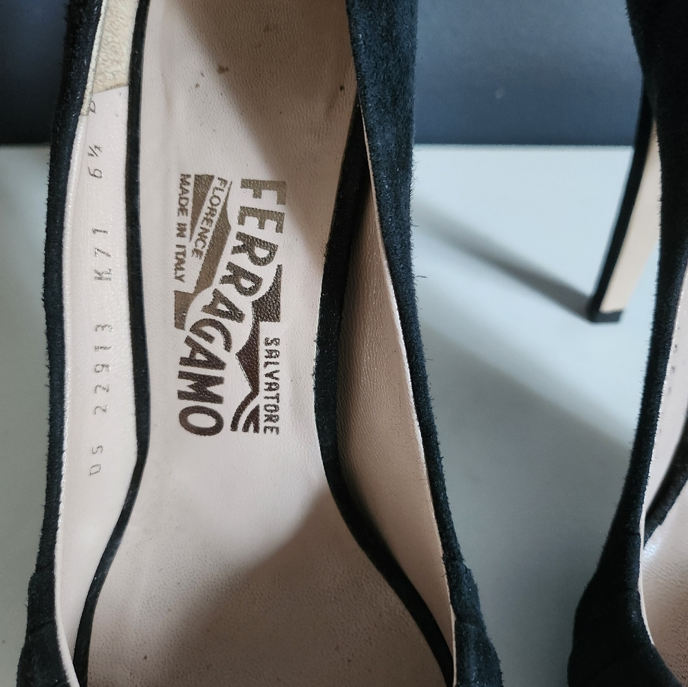 Salvatore Ferragamo Heels - Picture 7 of 13